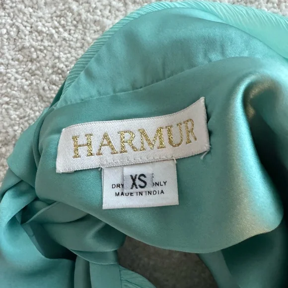 Top - Picture 3 of 3